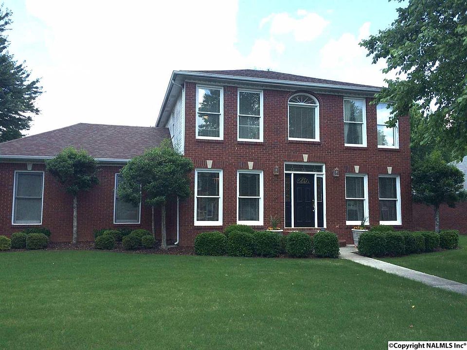 1st image of 2607 Edgerton Dr SE