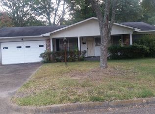 564 Dryden Ave, Jackson, MS 39209