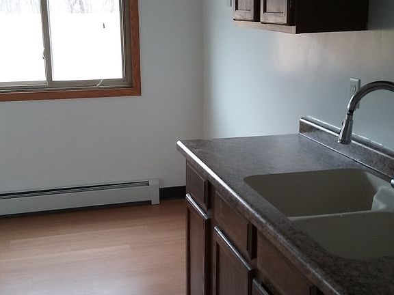 3rd image of 2209 Washington St NE APT 25
