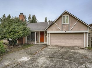 2738 SW 323rd St, Federal Way, WA 98023