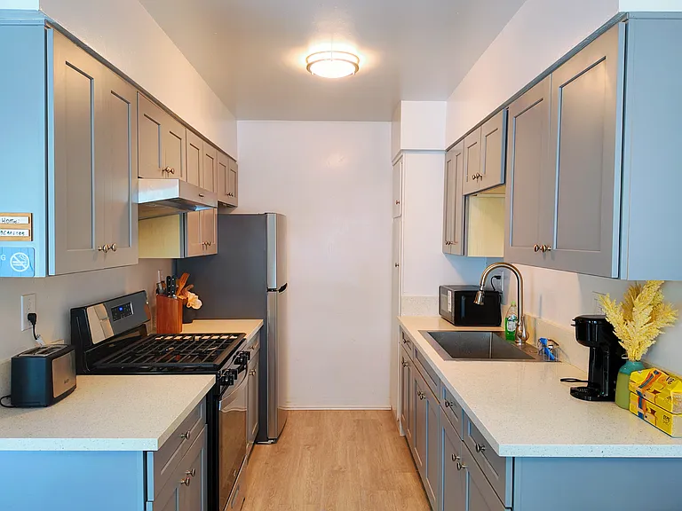 1070 College View Dr #2 — Photo 16
