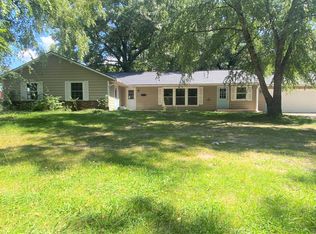 1331 Fraternity Village Dr, Kalamazoo, MI 49006