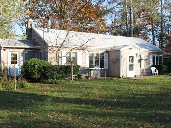 18 Pondview Ln, Sandy Creek, NY 13145