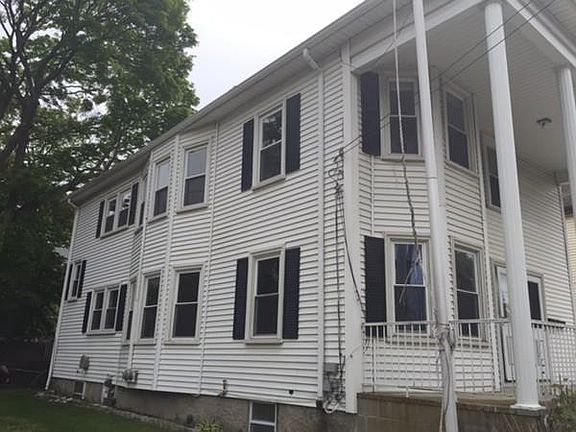 3rd image of 215 Main St