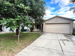 9118 Spruce Fls, San Antonio, TX 78245