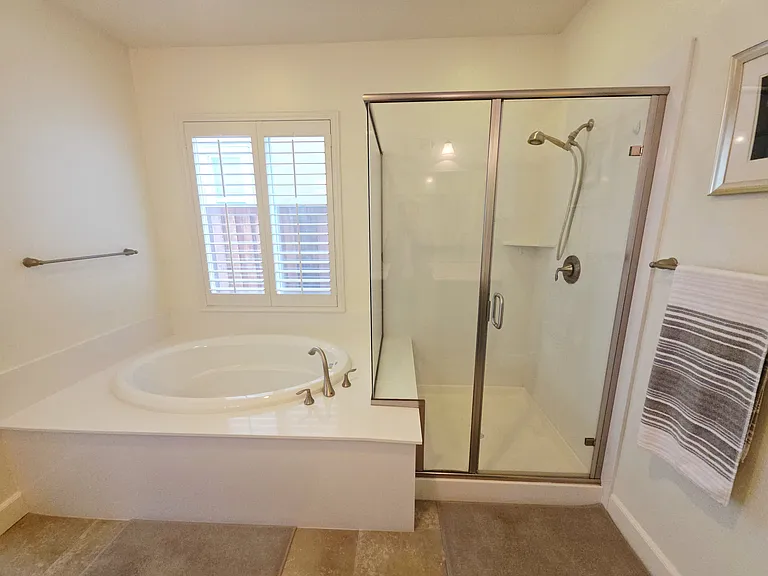 2488 Remy Cantos Dr — Photo 34