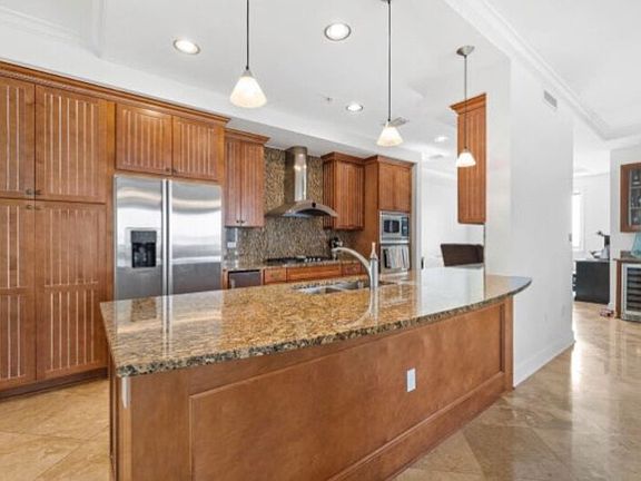 4th image of 221 Scenic Gulf Dr Unit 1-2020