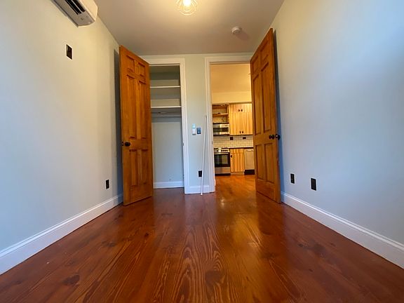 4th image of 115 Suydam St #2R