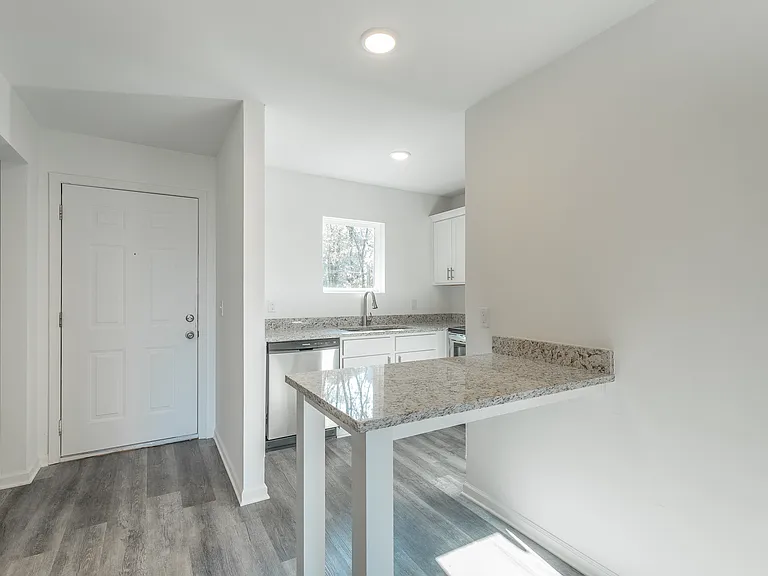 79 Shallowford Rd — Photo 10