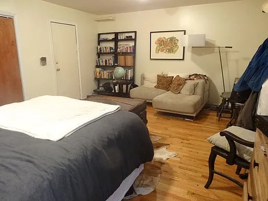 Rented by Chris Stewart, LREB | media 19