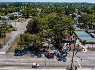 1916 53rd Ave W, Bradenton, FL 34207