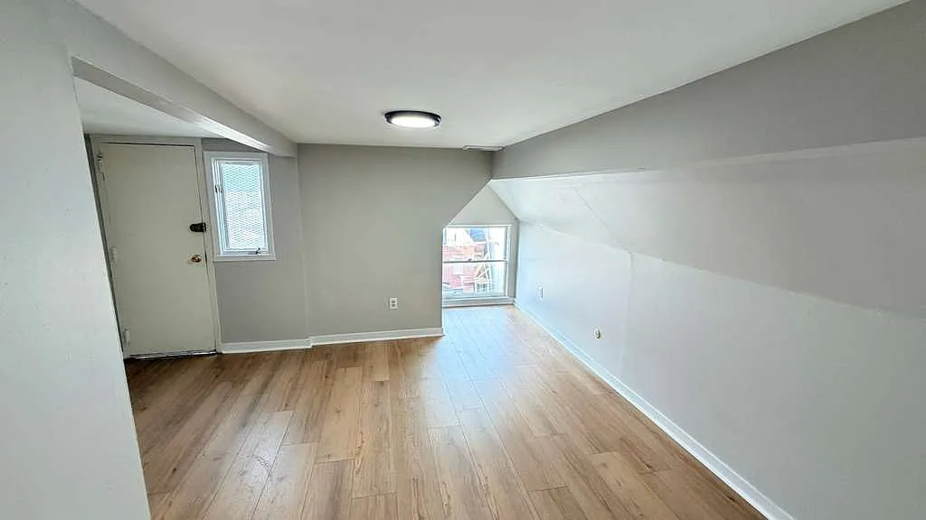 1 bed, 750 sqft, $1,300 — Photo 1