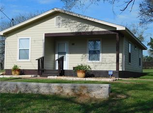 905 Laurel, Luling, TX 78648