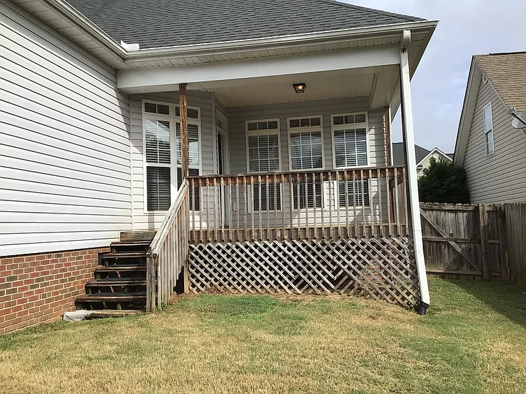 303 Stallion Rd — Photo 23