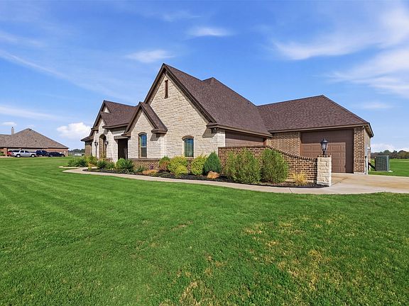 3rd image of 429 Hartley Way