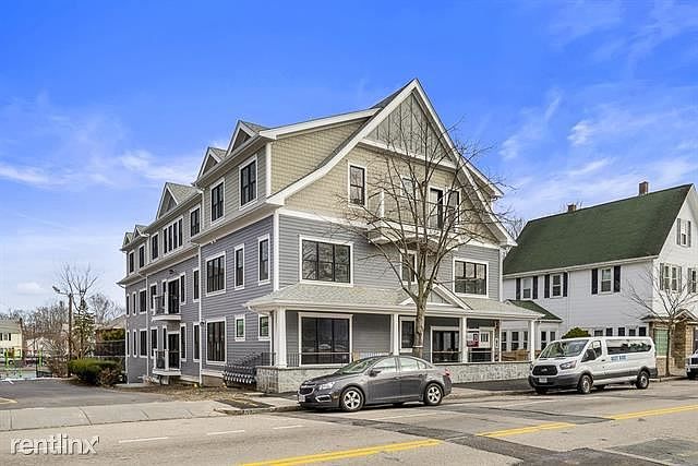 32 Cummins Hwy #8 Boston - Roslindale Shared Unit Photo 1 (1