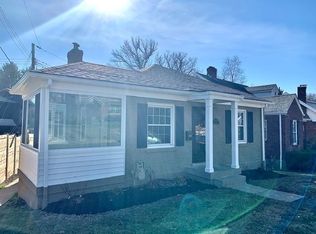 2036 Lakeside Dr, Louisville, KY