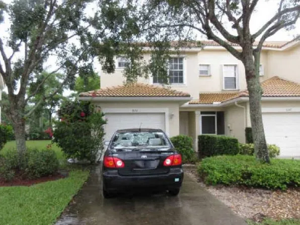 8151 Bellagio Ln, Boynton Beach, FL 33472