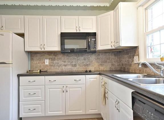 5th image of 2250 Fleming Dr