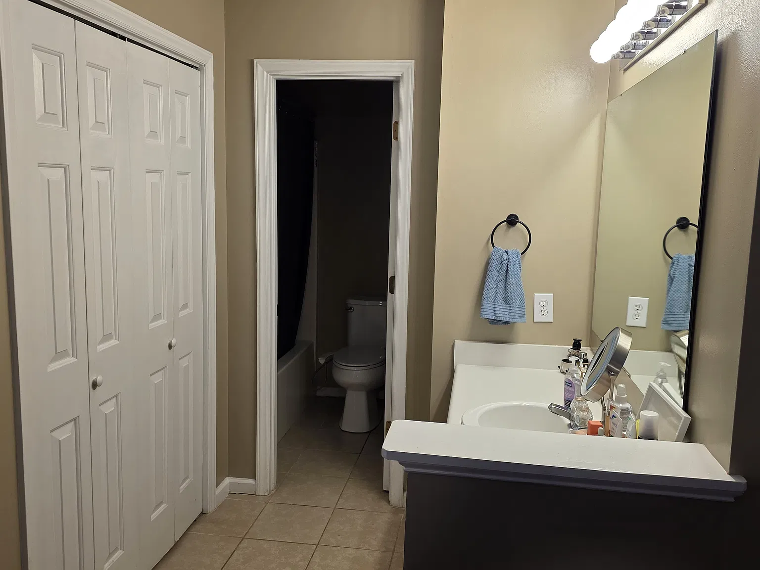 3 bed, 1236 sqft, $1,700 — Photo 2