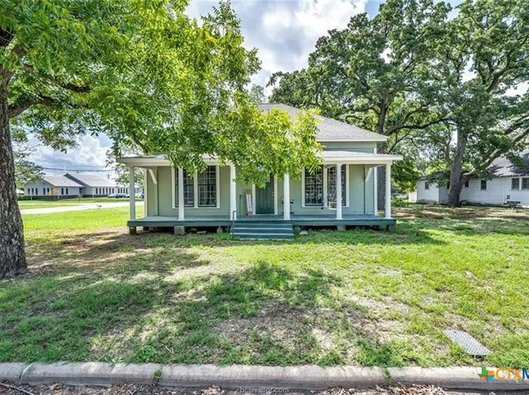 175 12th St, Somerville, TX 77879