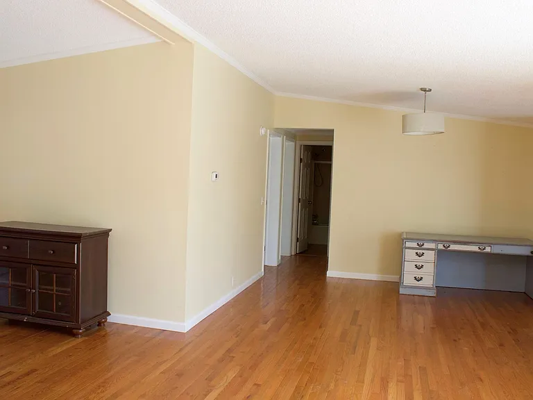 116 Livingston Rd — Photo 6