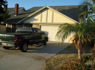 2571 E Riles Cir, Anaheim, CA 92806