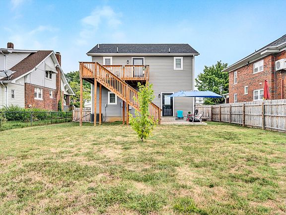 3rd image of 2708 Meadows St NW