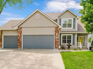 3920 SW Brian Ln, Lees Summit, MO 64082