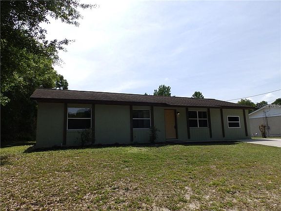 2nd image of 910 Gayle Dr