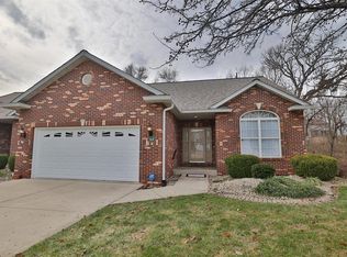 169 Summit Rdg, Maryville, IL 62062