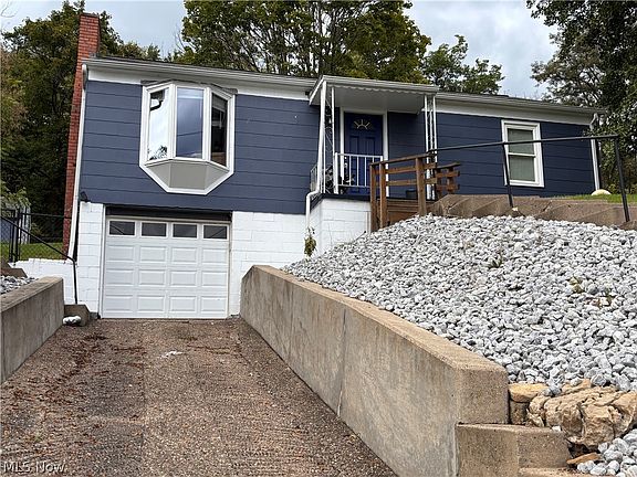 2nd image of 905 Van Meter Way