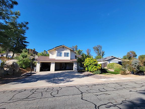 3rd image of 23358 Glenn Ellen Way