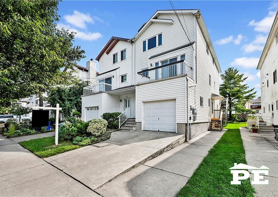 1st image of 498 Travis Ave