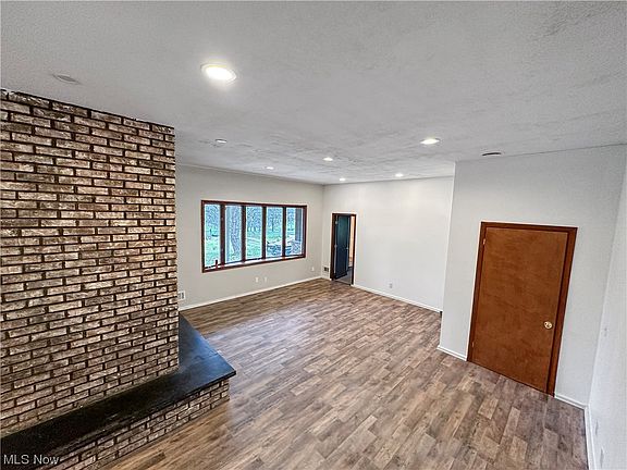 2nd image of 4785 Veterans Blvd