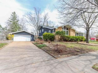 525 Clayton Ave, Stevens Point, WI 54481