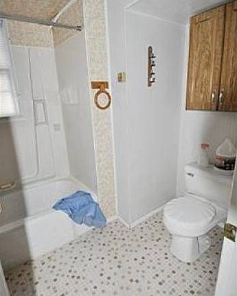 4th image of 5322 Gilson Ave