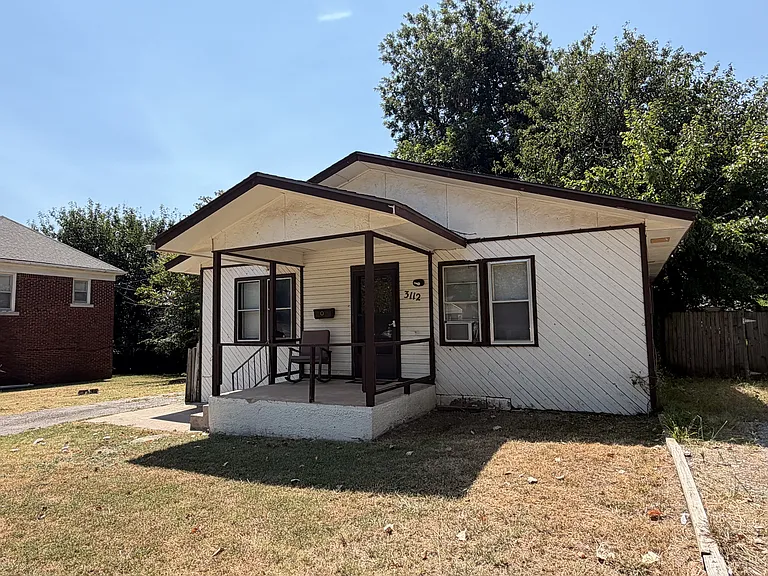 3112 NW 14th St — Photo 14
