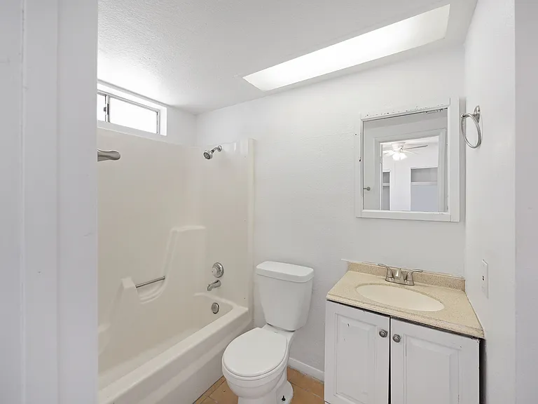 1826 W Behrend Dr — Photo 13