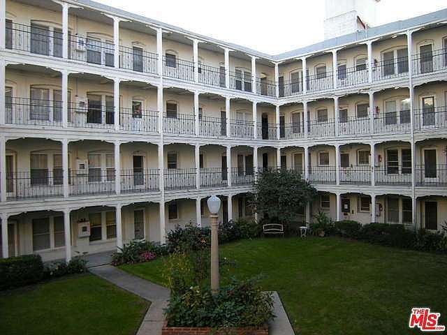 1st image of 4125 S Figueroa St APT 118