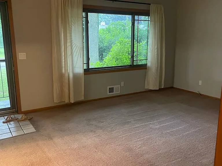 3640 Edward St NE — Photo 13
