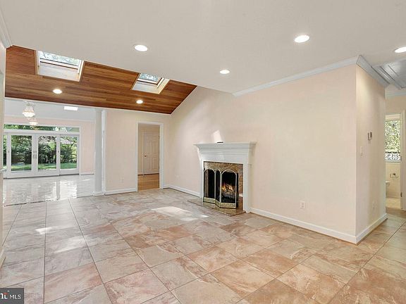 3rd image of 5934 Anniston Rd