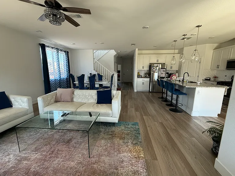 1509 Adelsheim Ave — Photo 8