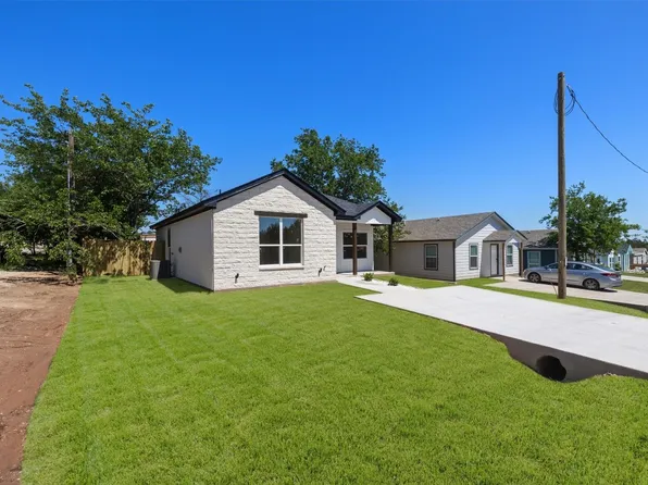 818 Pecos River Dr, Granbury, TX 76048