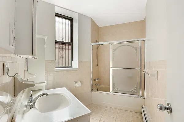 Sold by Compass | media 7