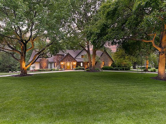 2nd image of 18190 Berryhill Dr