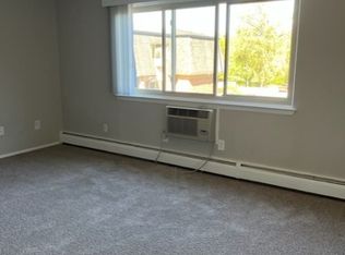 841 Ludlow Ave APT 202, Rochester, MI 48307