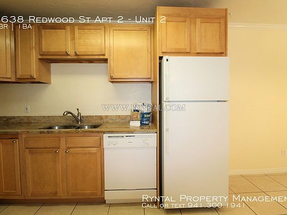 4th image of 1638 Redwood St APT 2