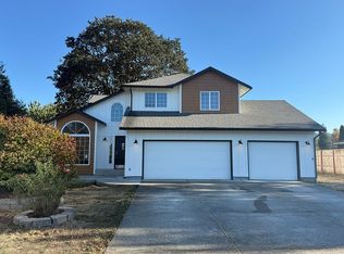 335 Tahoma Ct, Columbia City, OR