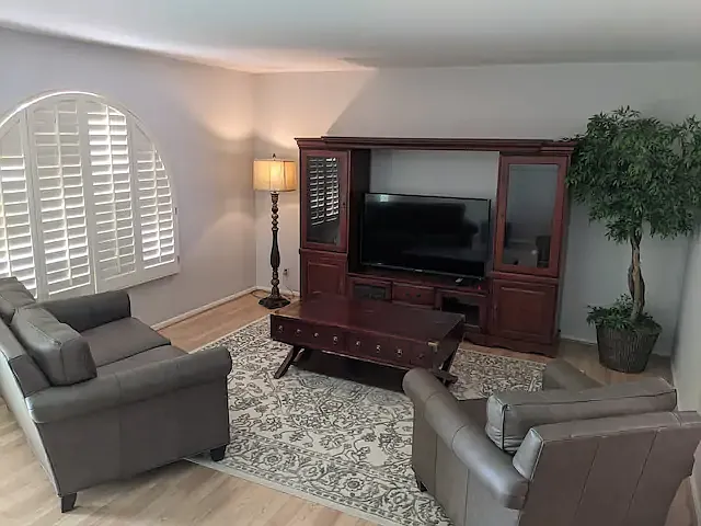 2 bed, 1.5 bath, 1776 sqft, $3,000 — Photo 4